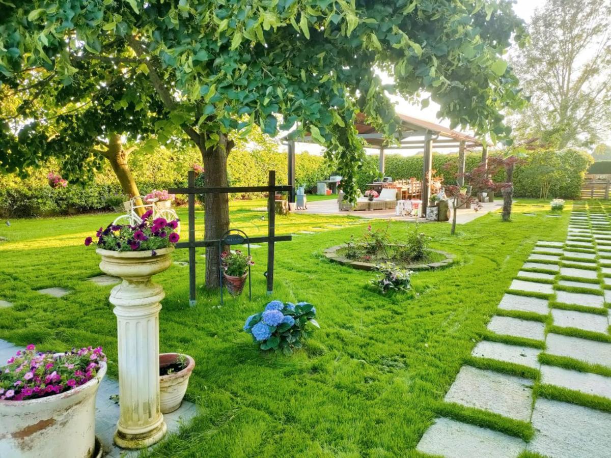 Villa Albina La Loggia ภายนอก รูปภาพ