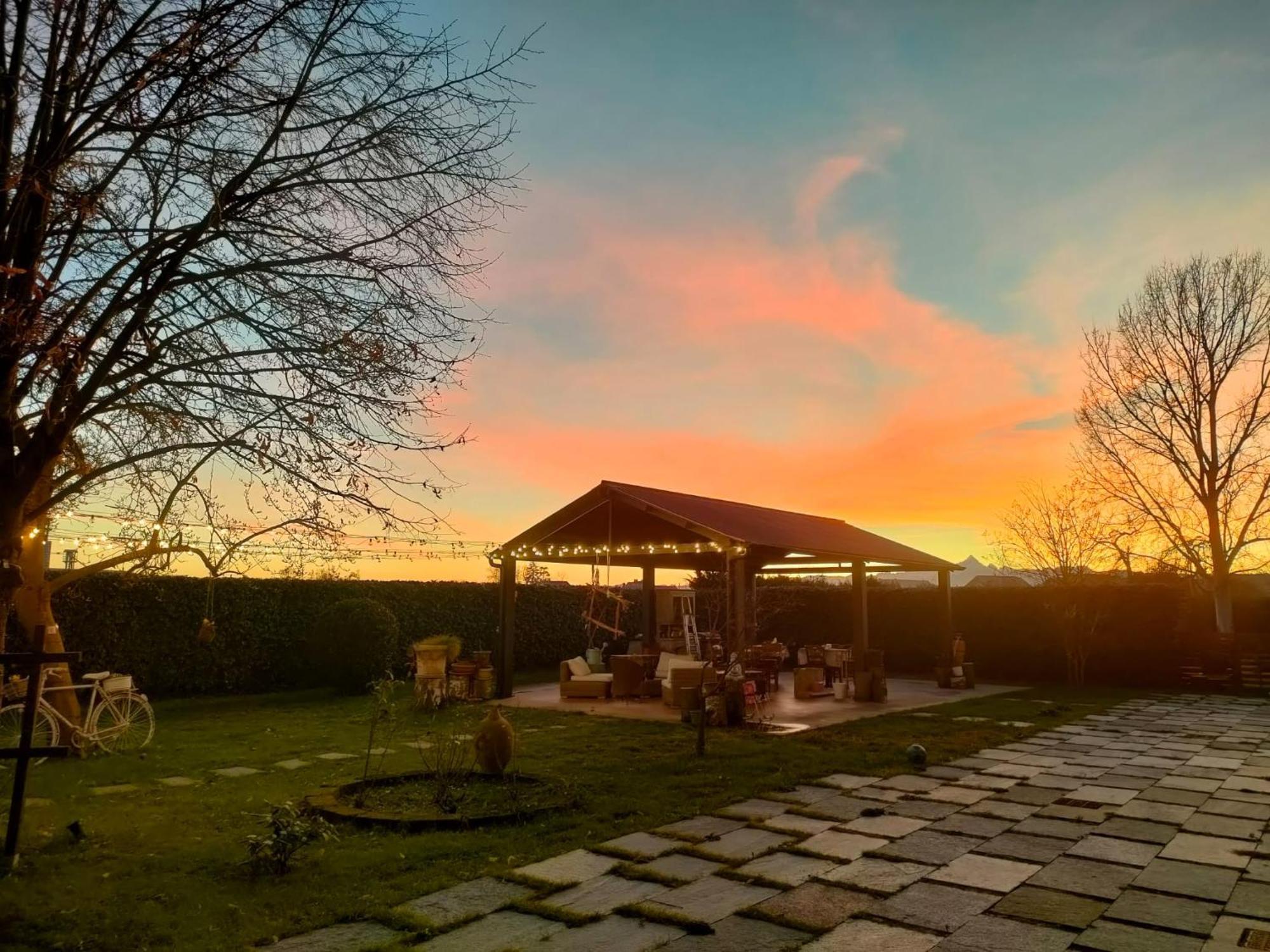 Villa Albina La Loggia ภายนอก รูปภาพ